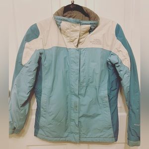 The North Face Girls Jacket Size Large blue teal cream grey ski coat